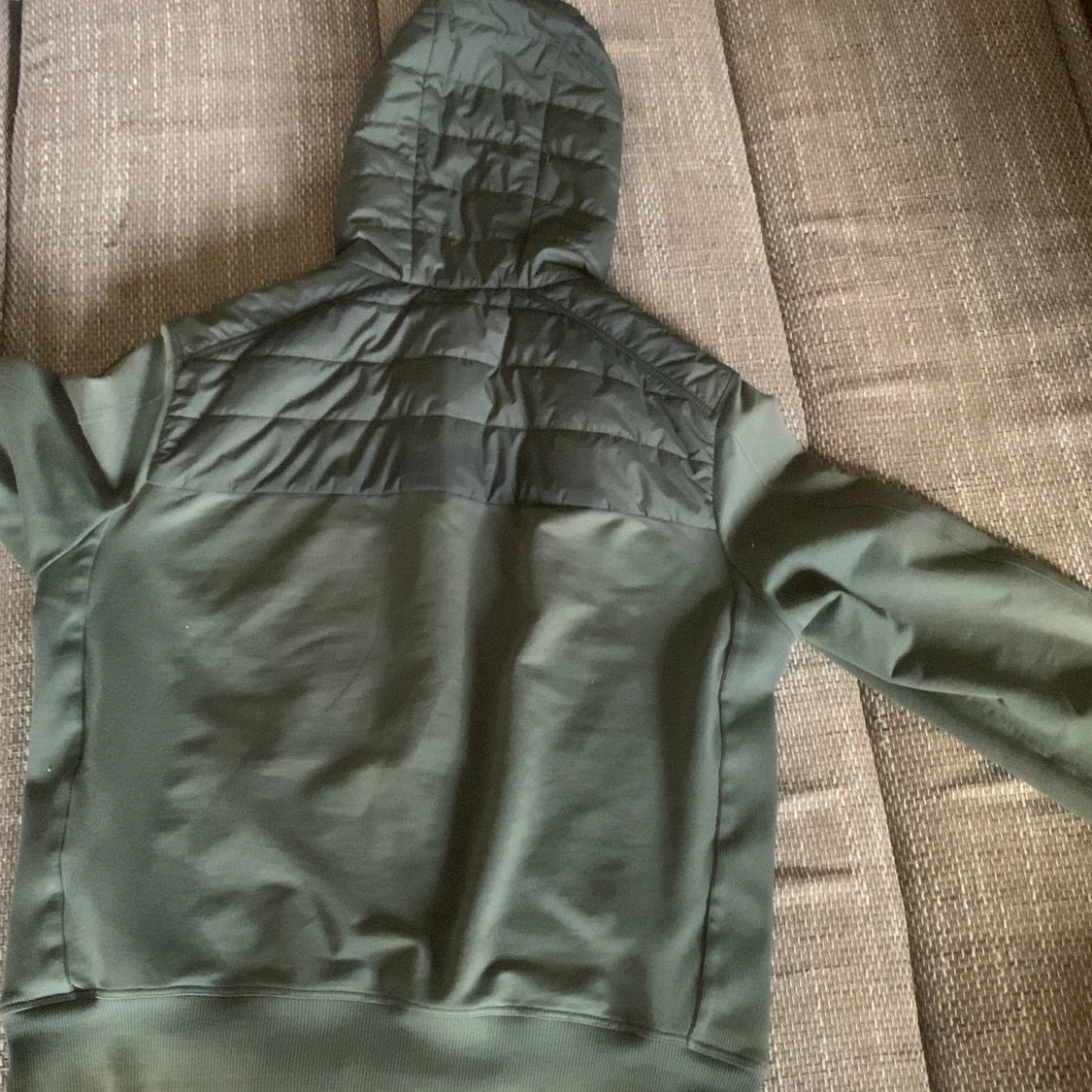 Grön jacka från Parajumpers - 1