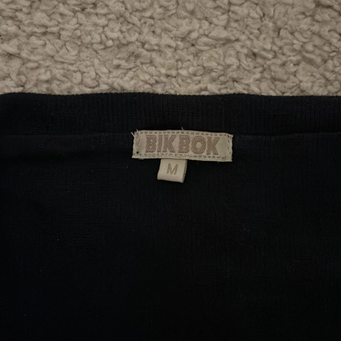 Svart tubtopp från Bik Bok - 1