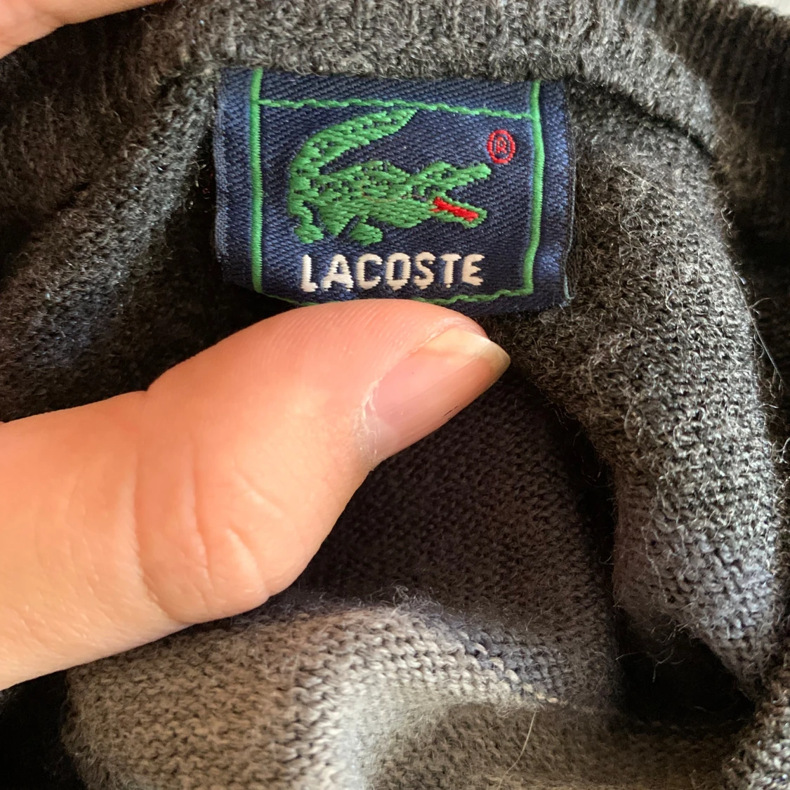 Randig tröja från Lacoste - 2