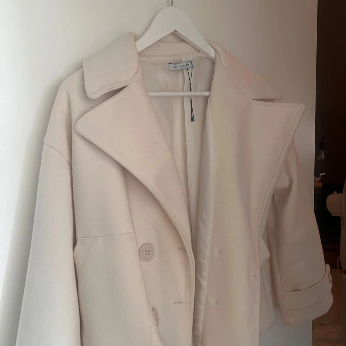 Vit kappa från Designbysi - 1