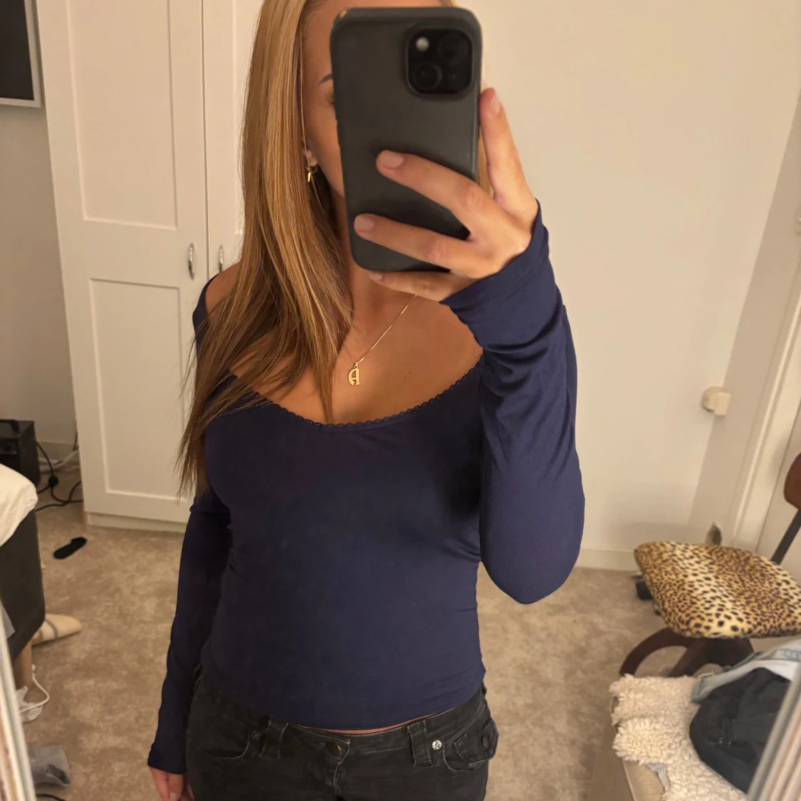 Mörkblå långärmad topp - 1