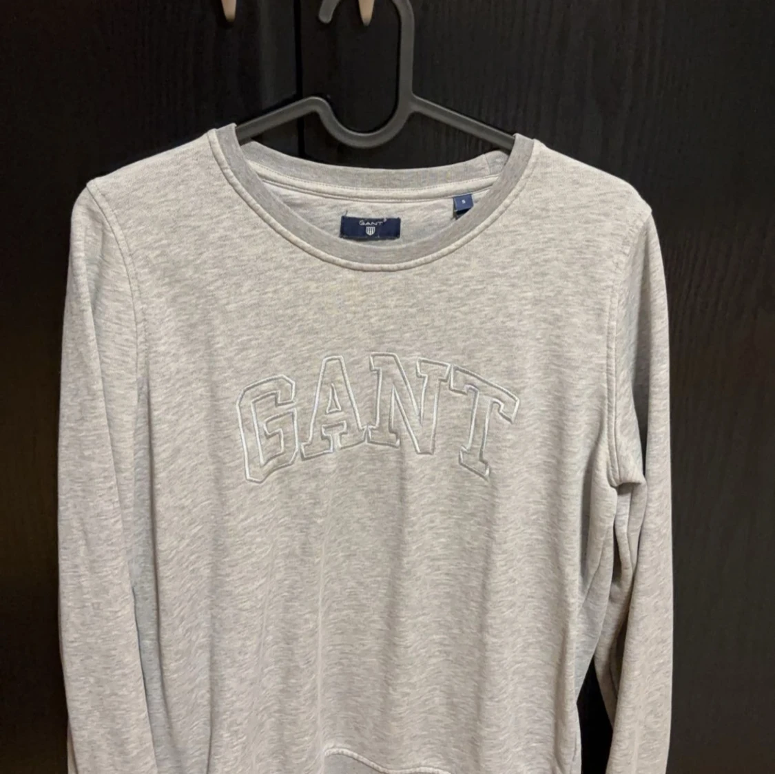 Grå långärmad tröja från Gant