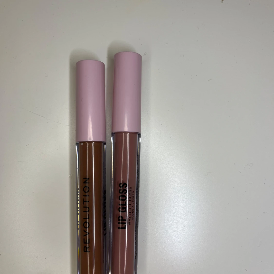 Fyra läppglans i olika nyanser - 2