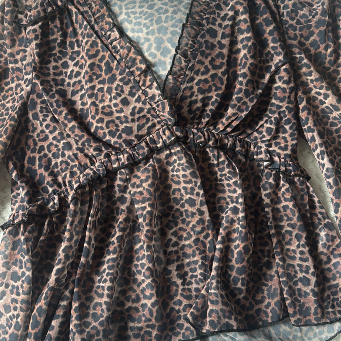 Leopard blus  - 3