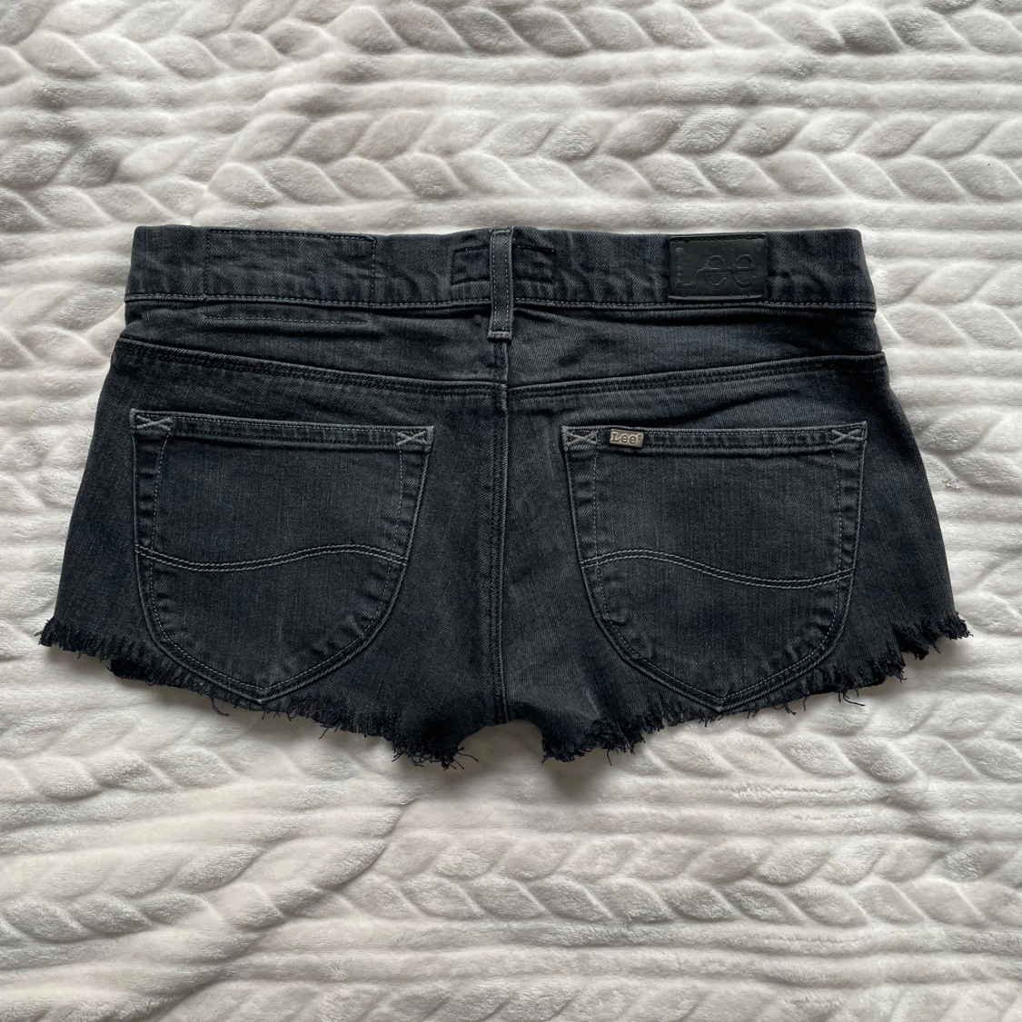 Svarta jeansshorts från Lee