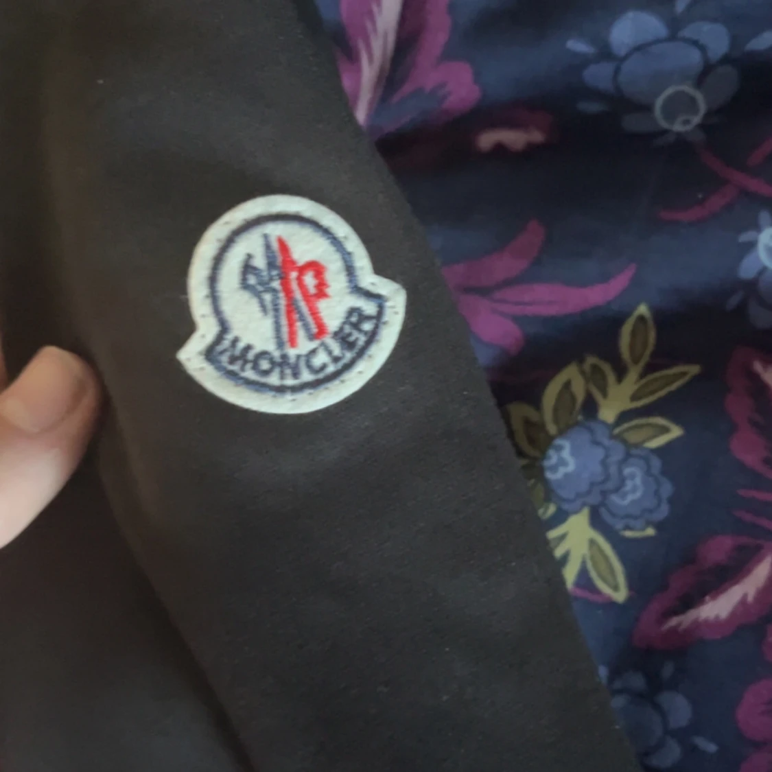 Svart sweatshirt från Moncler - 1