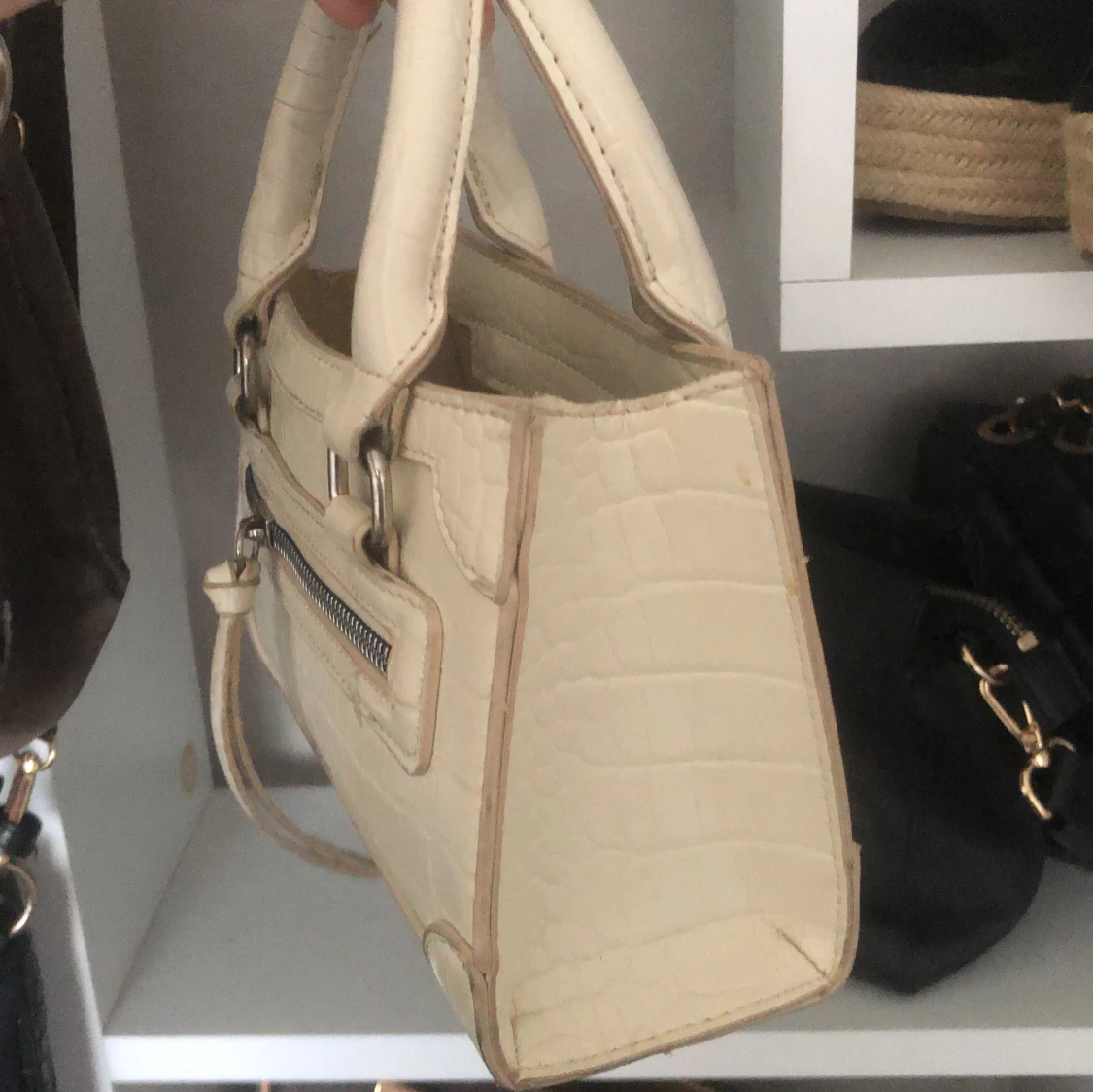 Beige handväska med dragkedja - 2