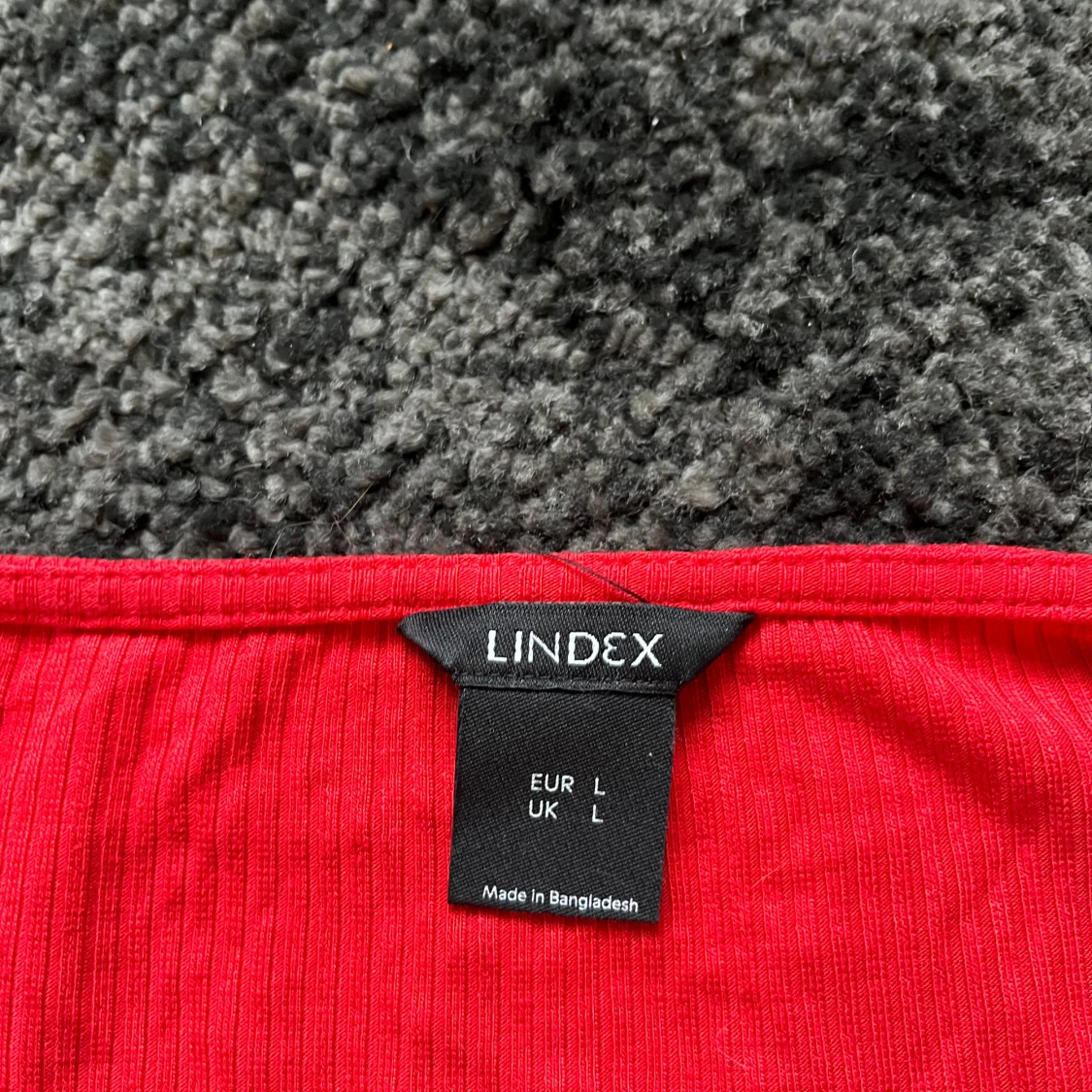 Röd långärmad topp från Lindex - 2