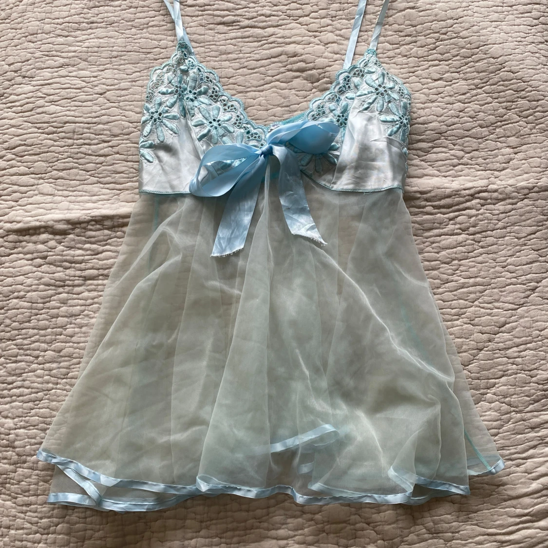 Blå blommig camis linne 