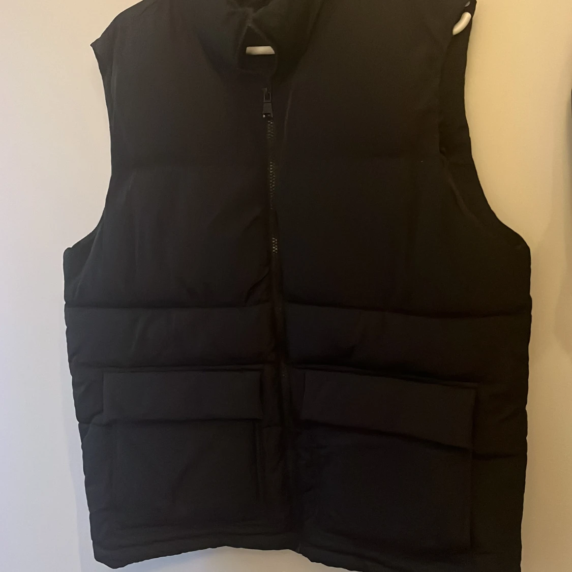 Svart dunväst från Saligia - 3