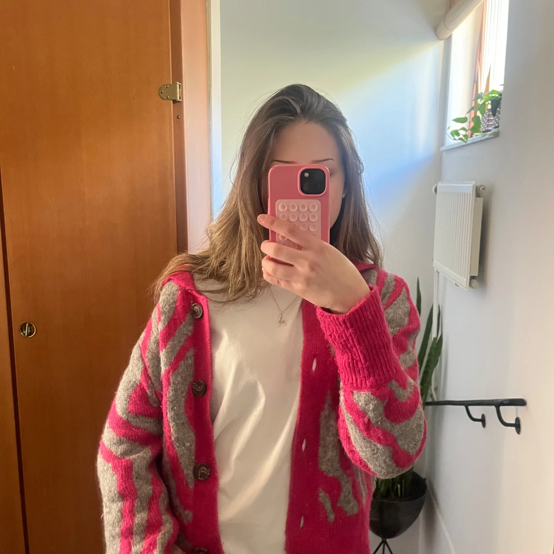 Rosa och grå kofta från Stories - 1