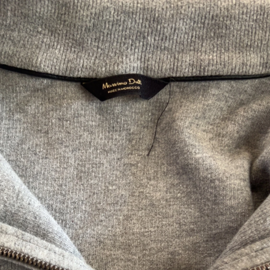 Grå halvzip tröja från Massimo Dutti - 2