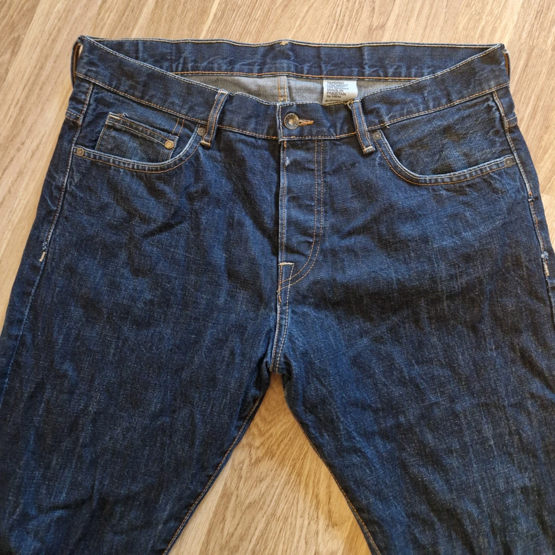 Mörkblå jeansbyxor från HM - 3