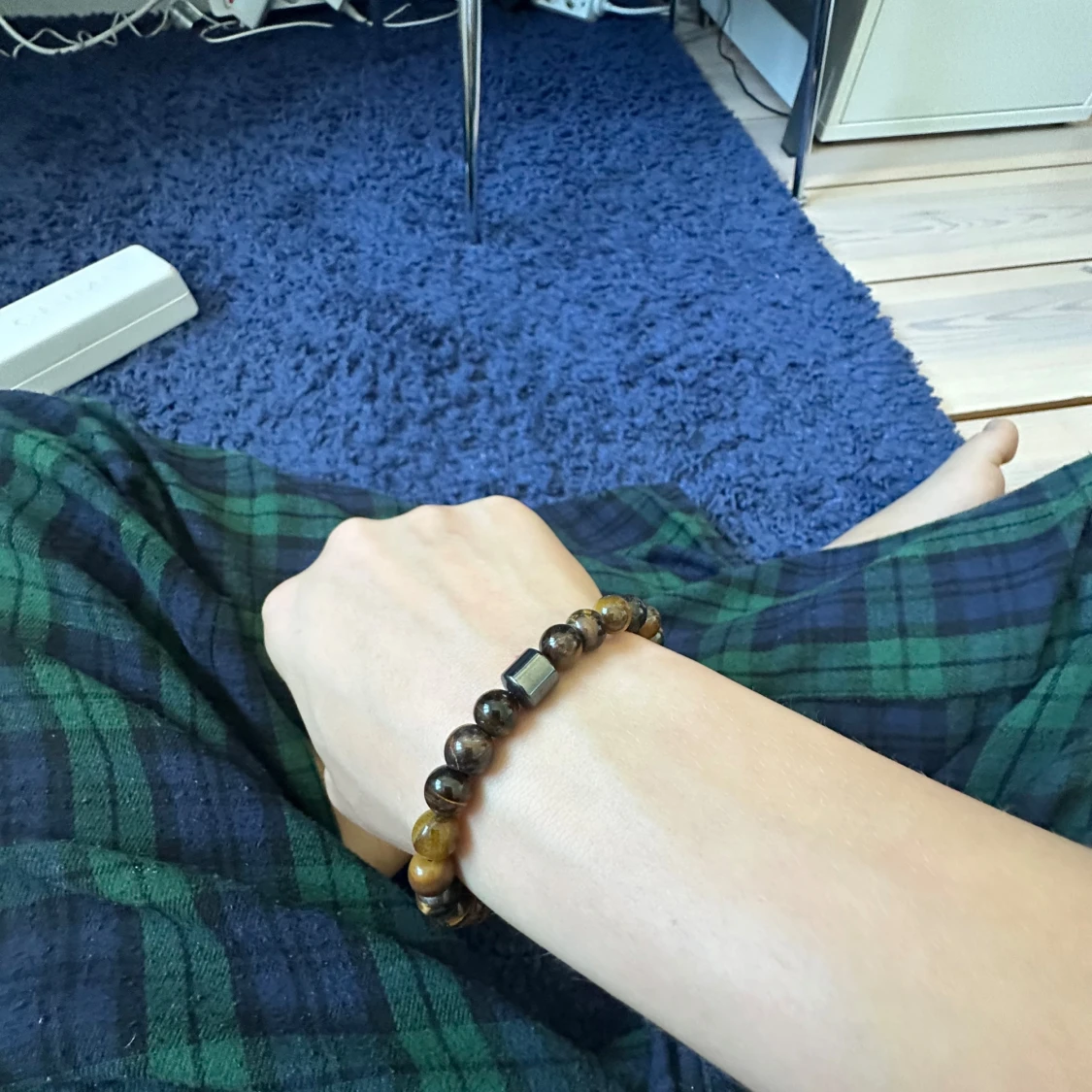 Brunt pärlarmband från DEUC Sweden - 2