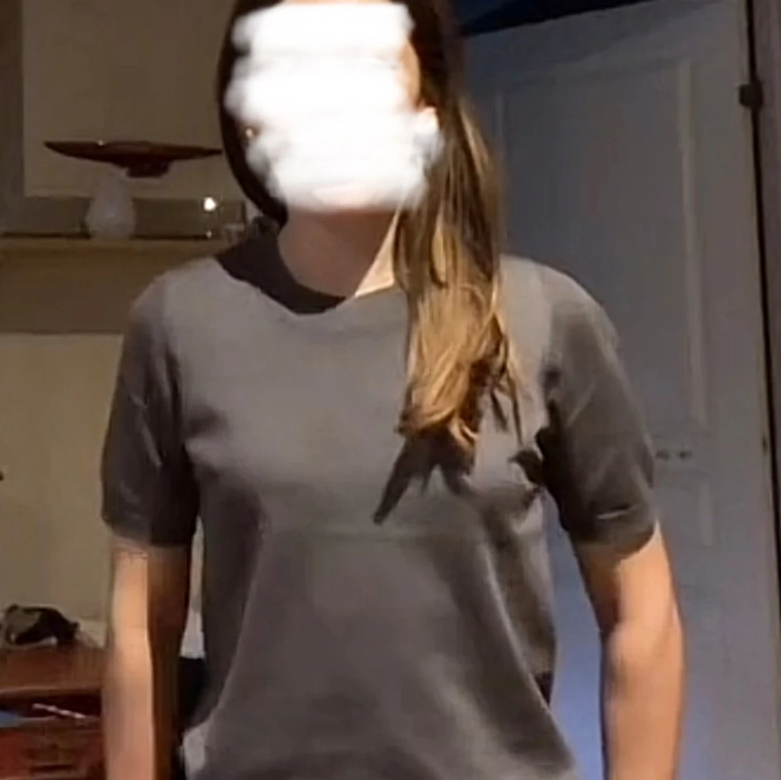 Mörkgrå stickad tröja