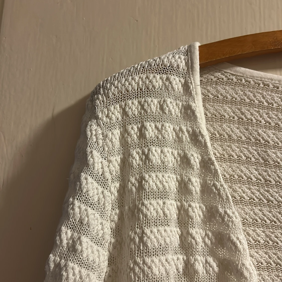 Vit stickad kofta från ONLY LIFE - 4