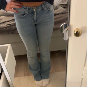 blåa jeans - fina blåa jeans från lager 157 i storlek xxs full length! använda fåtal gånger