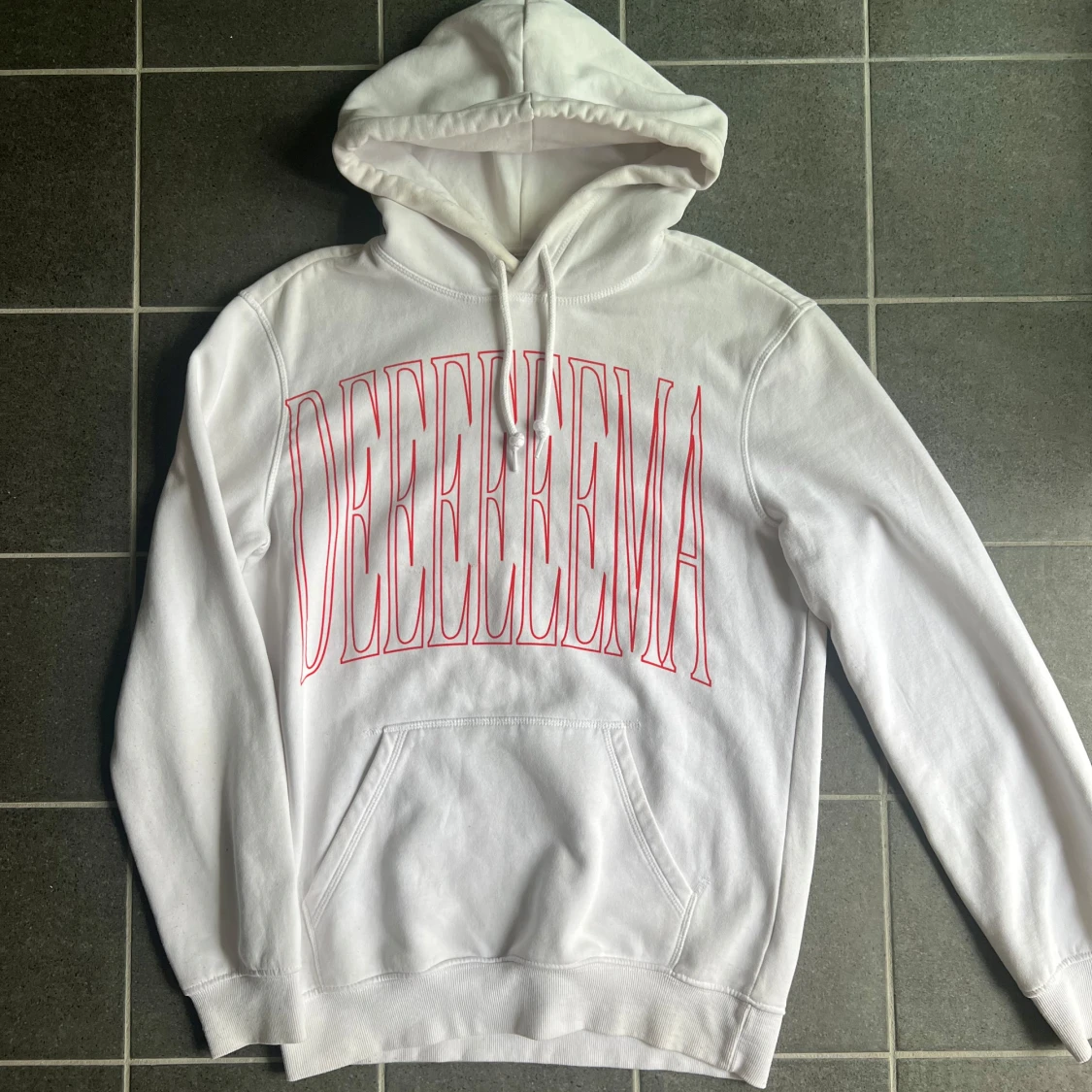 2kdeema hoodie