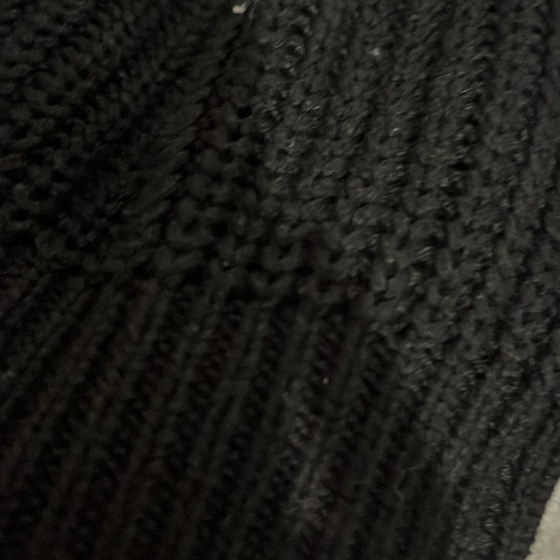 Svart ribbstickad tröja 157 XS - 1