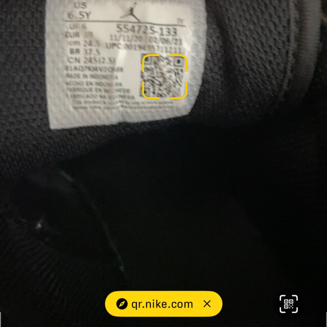 Nike Air Jordan 1 Mid  - 2