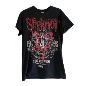 Slipknot t-shirt  - Svart Slipknot t-shirt i storlek S, mycket bra skick.