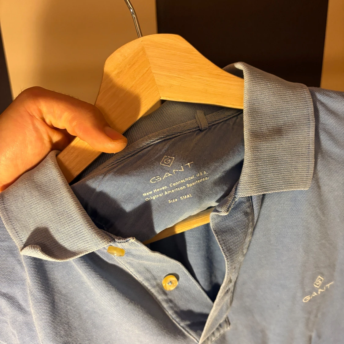 Ljusblå pikétröja från Gant - 2