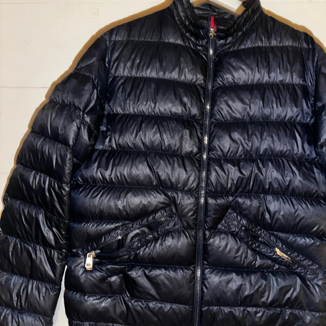 Mörkblå Moncler agay