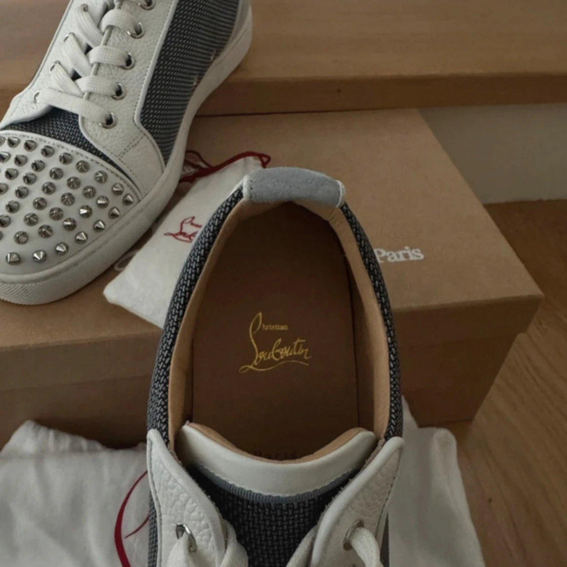 Christian Louboutin sneakers med nitar - 2