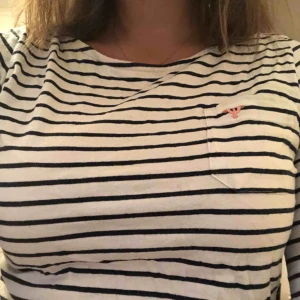  - Randig tröja från Sally & circle❤️Använd ett fåtal gånger. Köparen står för frakt