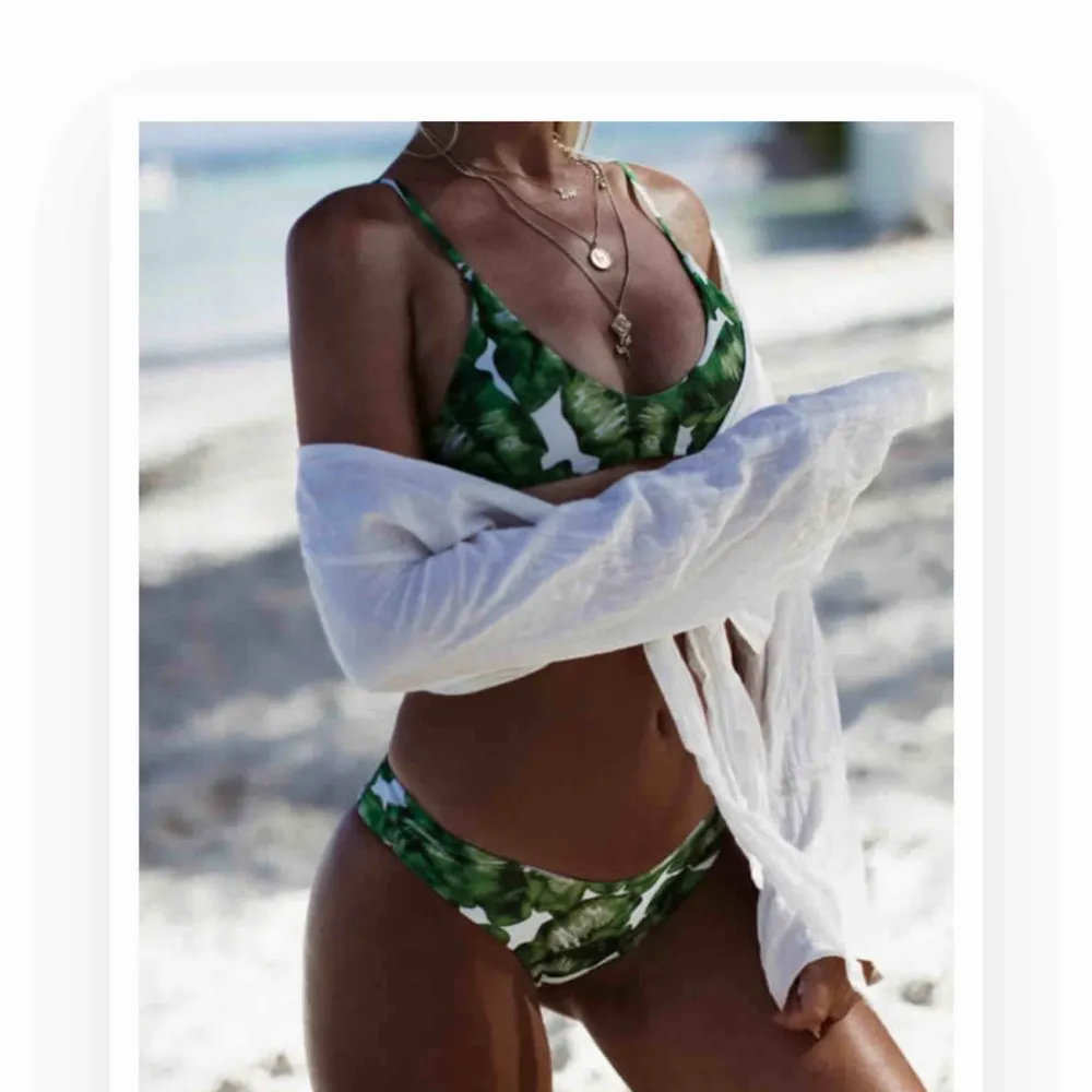 Säljer finaste bikinin från meloonpro!! Säljer den för att jag köpt en likadan fast annan storlek🌾🍃💫 250 kr + frakt! Köpt för 500💕💕. Övrigt.