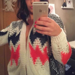  - Assssss snygg kofta perfekt till hösten!!