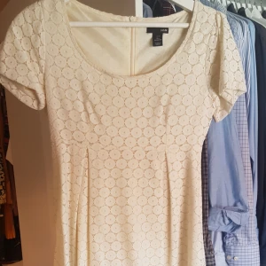  - Kort klänning från Hm. 