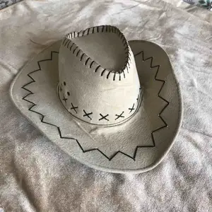 Cowboy hatt . Super snygg i mycket bra skick. 
