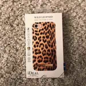  - iPhone skal från ideal of sweden! För iPhone 8/7/6/6S:)  Aldrig använt 