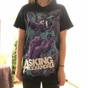  - Ifall man vill köpa kan jag mötas upp i Stockholm har dock ingen swish