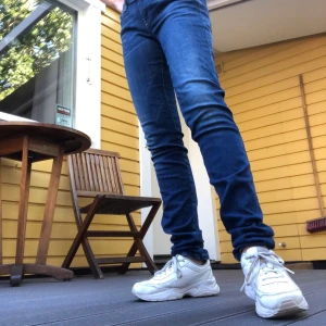 Jeans från Diesel - Skinny, lowwaist jeans från Diesel, sköna och stretchiga🦋 | Säljer då de är för stora på mig | storlek waist31, length34 | Fraktkostand på 63kr tillkommer