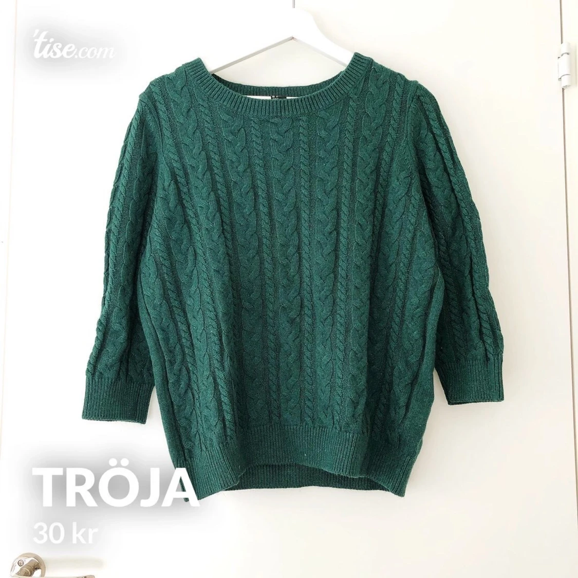 Kabelstickad tröja 