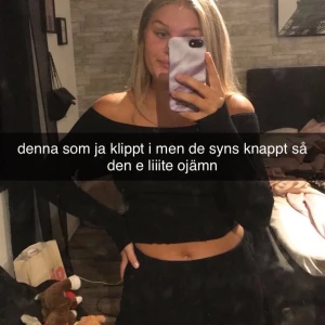 tröja - bilden beskriver väldigt bra 