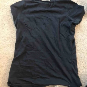  - Mörkblå vanlig tröja🌑