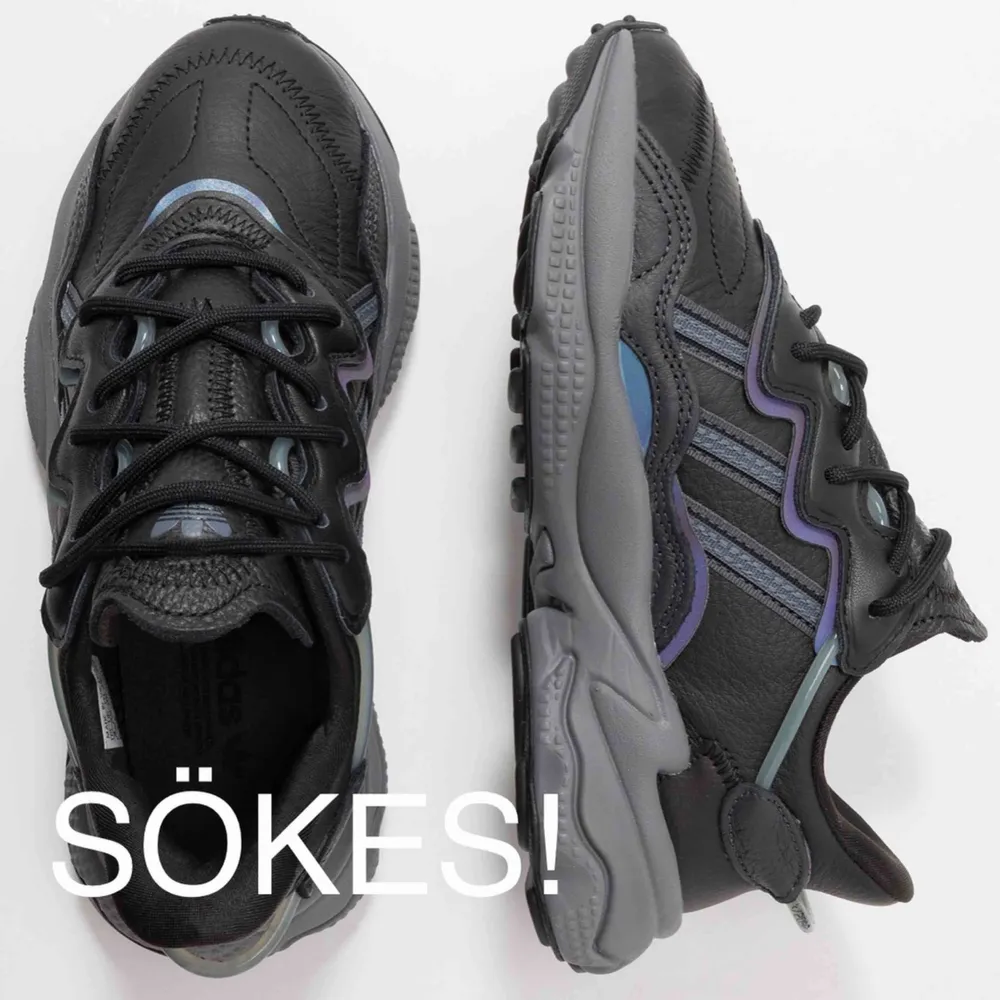 Adidas ozweego sökes i denna färgställning, mörkgrå med metallicdetaljer i storlek 38. Hit me up!. Skor.