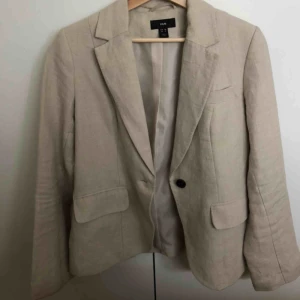  - Superfin linnekavaj från h&m i storlek 38! Frakt tillkommer ⚡️