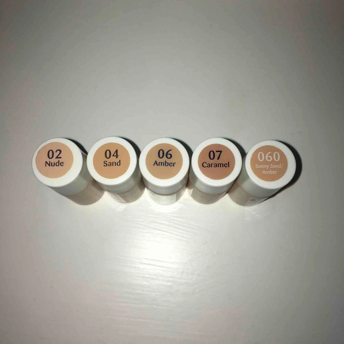 Foundation nivea - 90