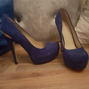  - Skor från Nelly.com 