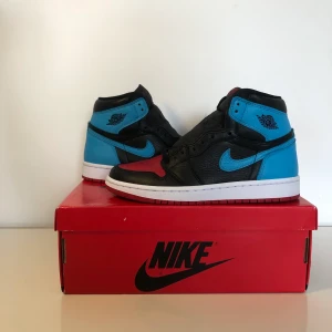 Air Jordan 1 High OG UNC to chicago - Storlek 39 men passar 40, skick 9/10