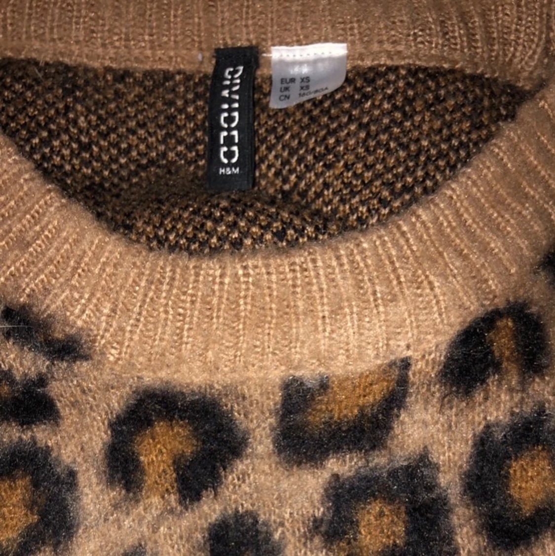 Mysig leopard tröja Storlek XS - 91