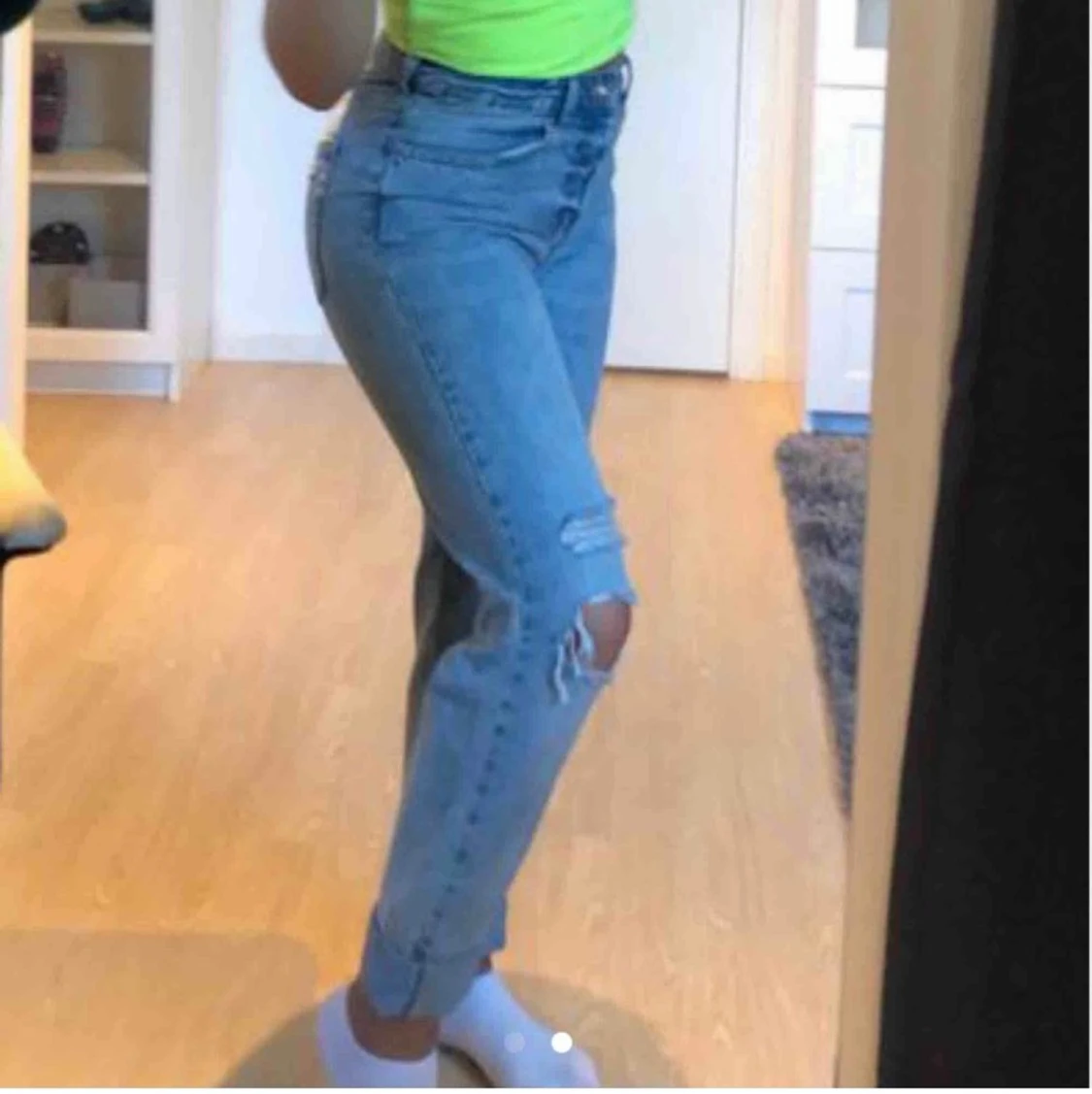 slitna jeans från Hm i storlek 36/38 - 90