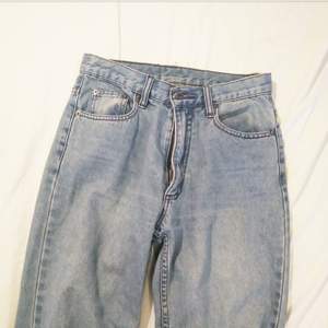 Cheap monday jeans by weekday i gott skick trotts väl använda! Möts upp i Stockholm eller så betalar köparen frakten! 
