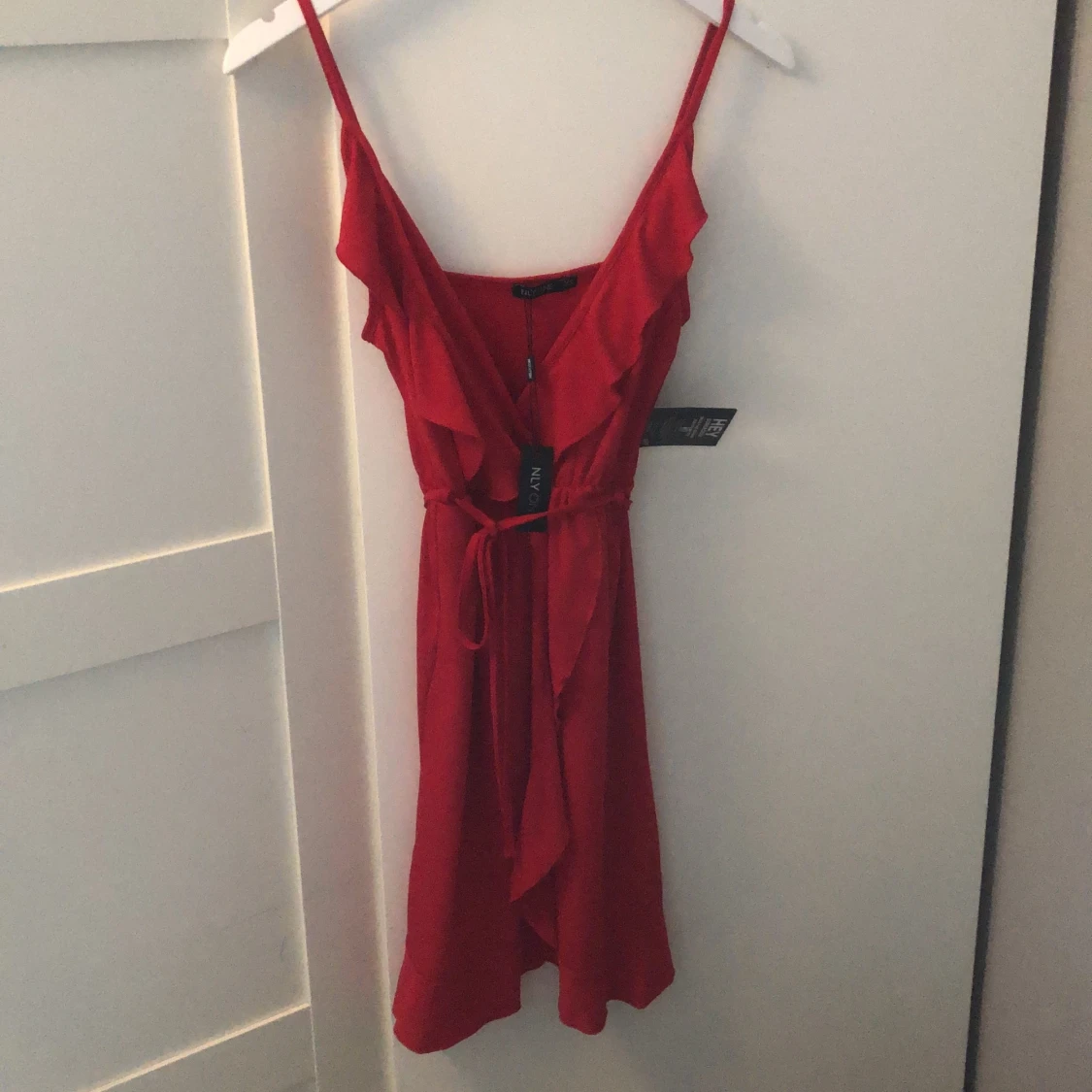 Oanvänd klänning - 90