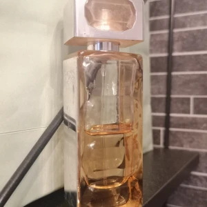 Hugo boss parfym!  - Hugo boss, parfym! Luktar super gott! 