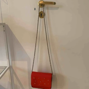  - Lite gullig väska från pull&bear. Frakt ingår ej